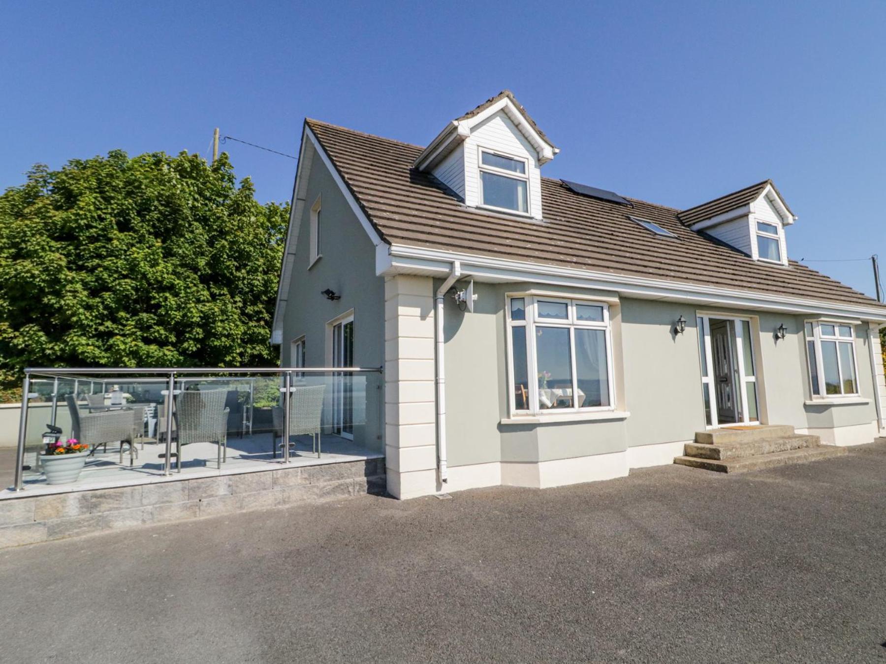 Tullyally Red Castle Exterior foto